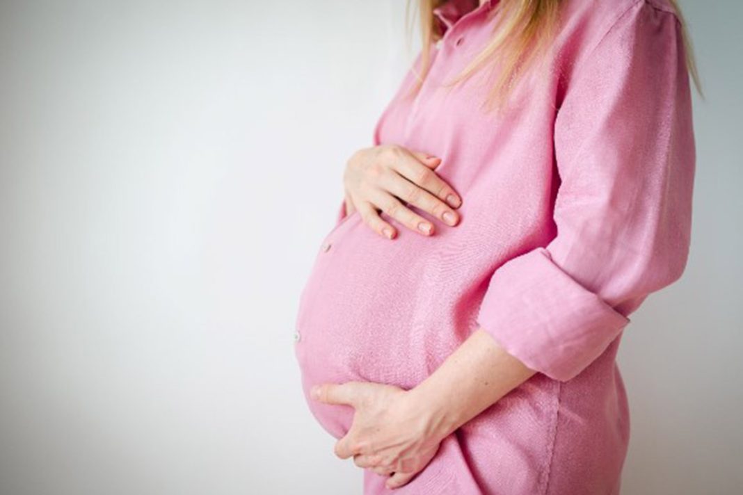 Mini IVF: Η πιο ήπια, φυσική εκδοχή της Εξωσωματικής
