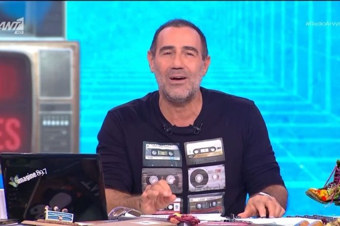 Οι ευχές του Αντώνη Κανάκη on air στον γιο του: «Σε αγαπώ όσο δεν μπορείς να φανταστείς»