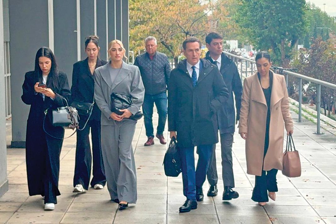 Διεκόπη για τις 28 Νοεμβρίου η δίκη «revenge porn» - Η Τούνη πρόλαβε και κατέθεσε