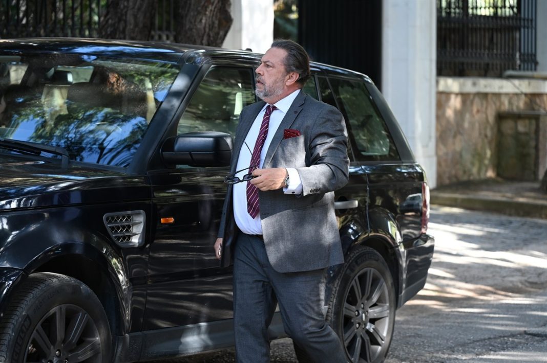«Να μ’αγαπάς»: Ένα λάθος του Άγγελου ταράζει τη Φωτεινή
