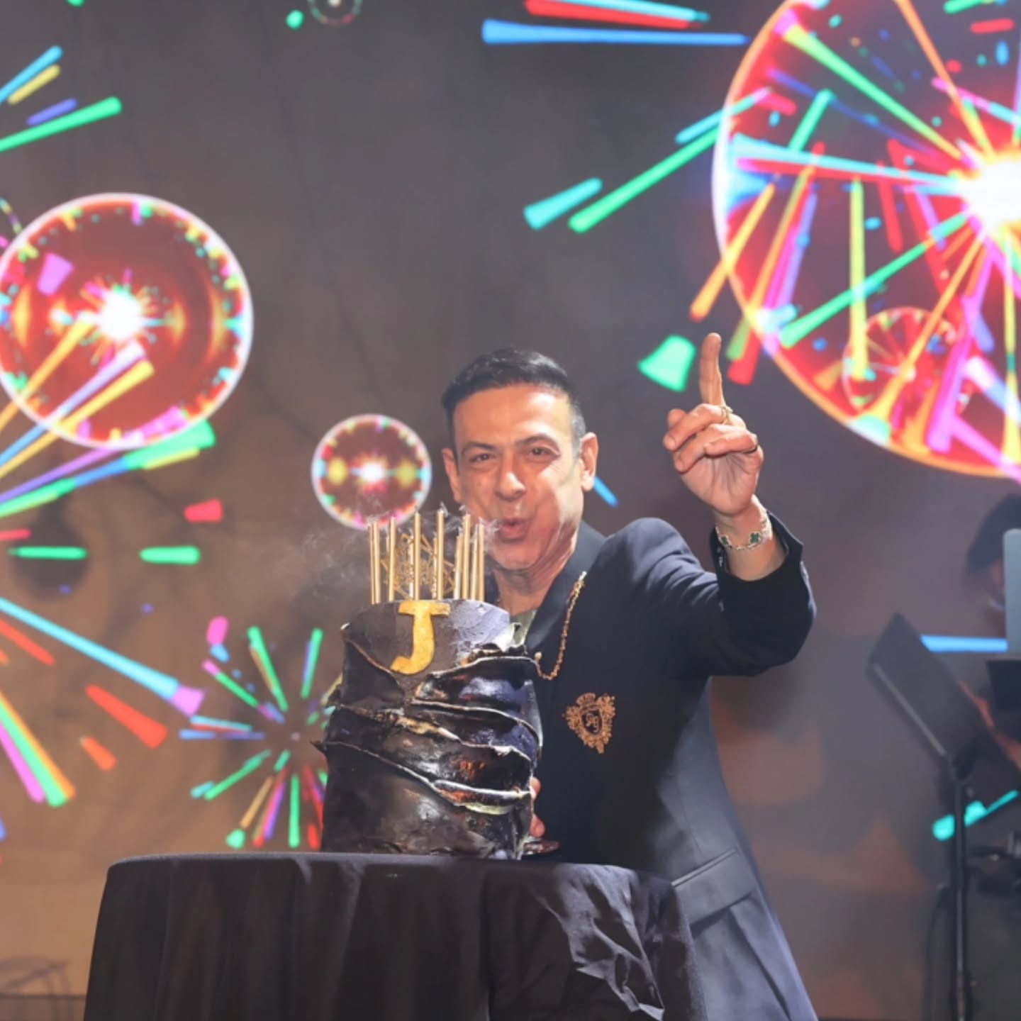 «Χαρούμενα 50 άντρα μου! Ο βράχος μου που με αντέχει 22 χρόνια»