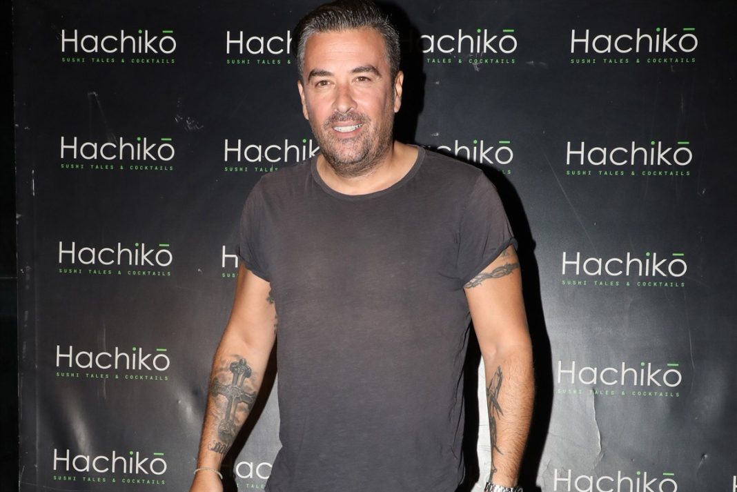 Νέος έρωτας για τον Γιάννη Αϊβάζη – Ποια είναι η μελαχρινή που κυκλοφορεί δίπλα του