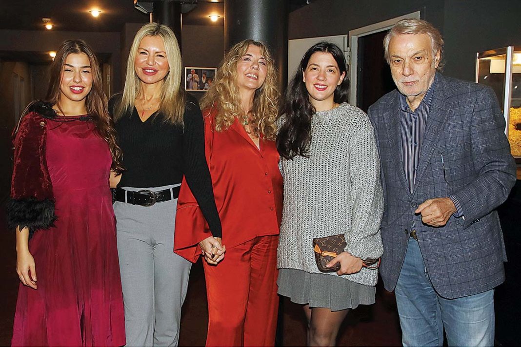 Λαμπερή πρεμιέρα για ένατη χρονιά για τα «Χριστούγεννα του Σκρουτζ»