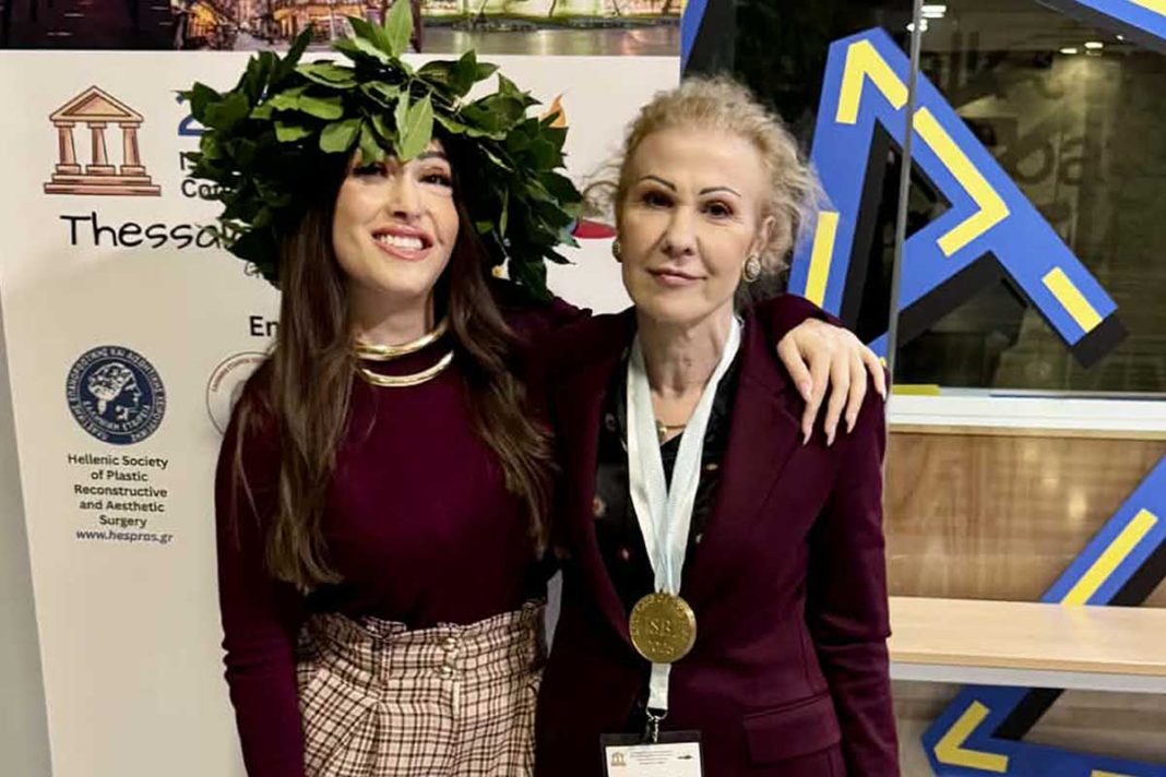 Βράβευση για την Παλιοσπύρου και τη γιατρό της Μαρία Καλοφώνου
