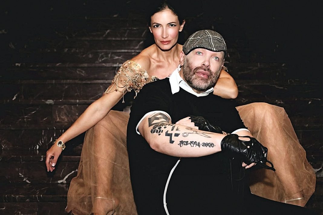 Ο «Mr Celebrity Skin» μίλησε για τη συνεργασία του με τη Μάρα Δαρμουσλή