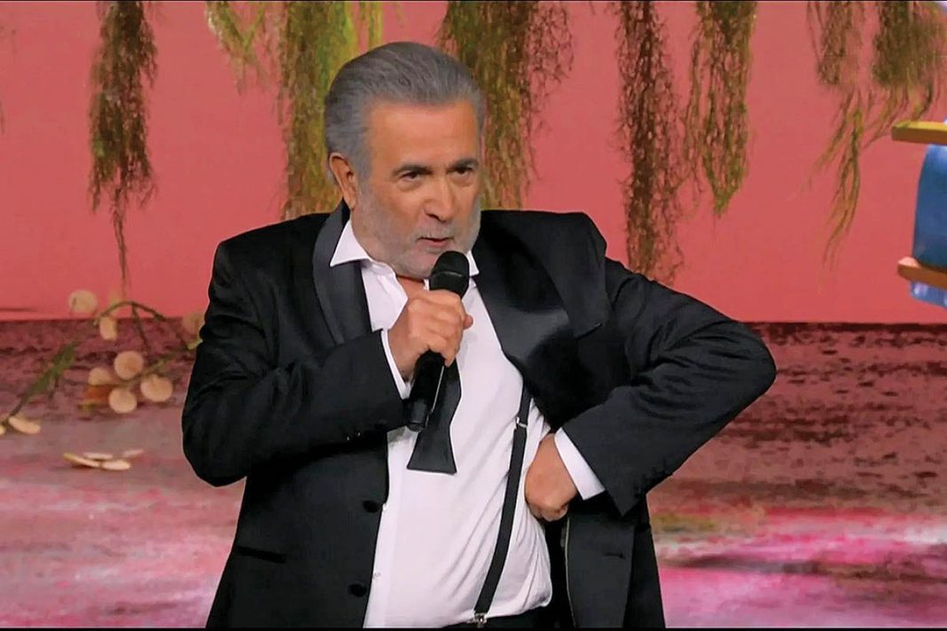 Τη stand up comedian Χαρά Τσιώλη φιλοξενεί απόψε ο Λάκης Λαζόπουλος