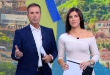 Η Άννα Λιβαθυνού όπως δεν την έχετε ξαναδεί! Ποζάρει με κόκκινο μπικίνι