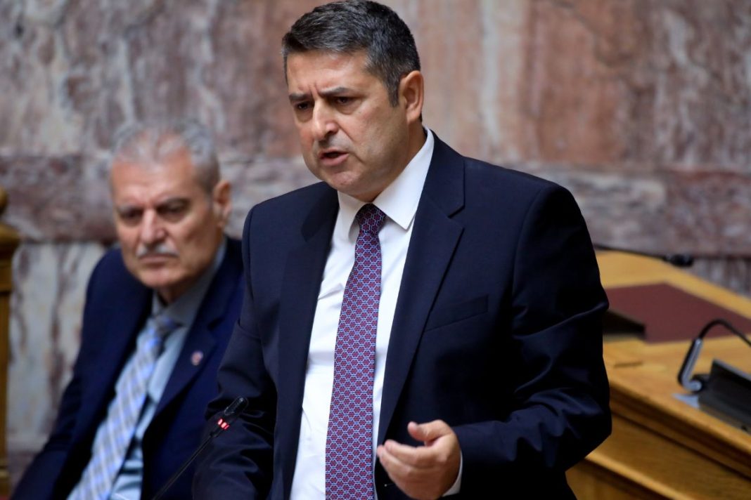 Γιώργος Μυλωνάκης: Υποβλήθηκε σε εμβολισμό ανευρύσματος - Σοβαρή αλλά ελεγχόμενη η κατάστασή του