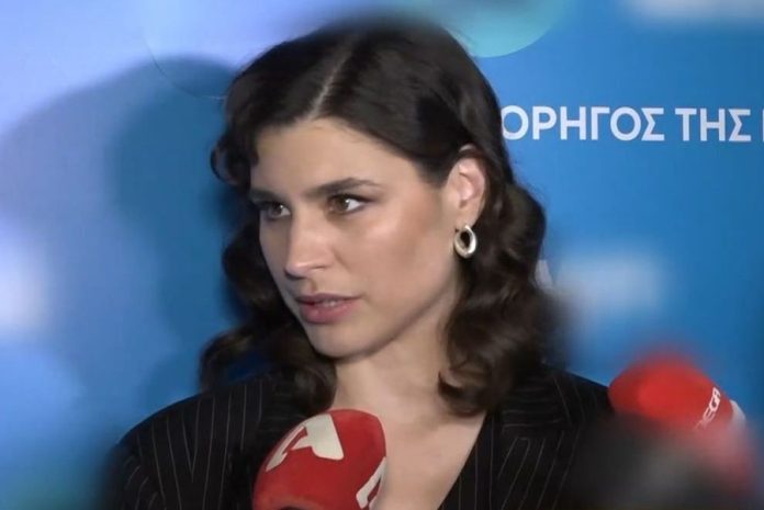 Ενοχλημένη η Δανάη Παππά on camera: «Με αυτό το θέμα δεν θέλω να παίζει κανένας»
