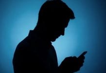 Συνελήφθη γνωστός ηθοποιός στην Ηλιούπολη - Παρέσερνε ανήλικες και τις εξωθούσε στην πορνεία