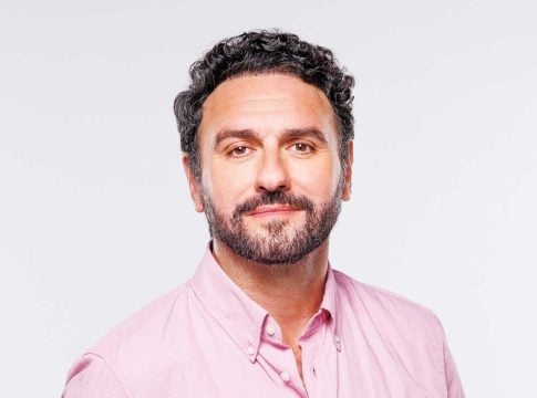 Μελέτης Ηλίας: Η σκληρή δεκαετία με τις τρεις δουλειές και τα 700 ευρώ τον μήνα – «Οι πίκρες του επαγγέλματος»