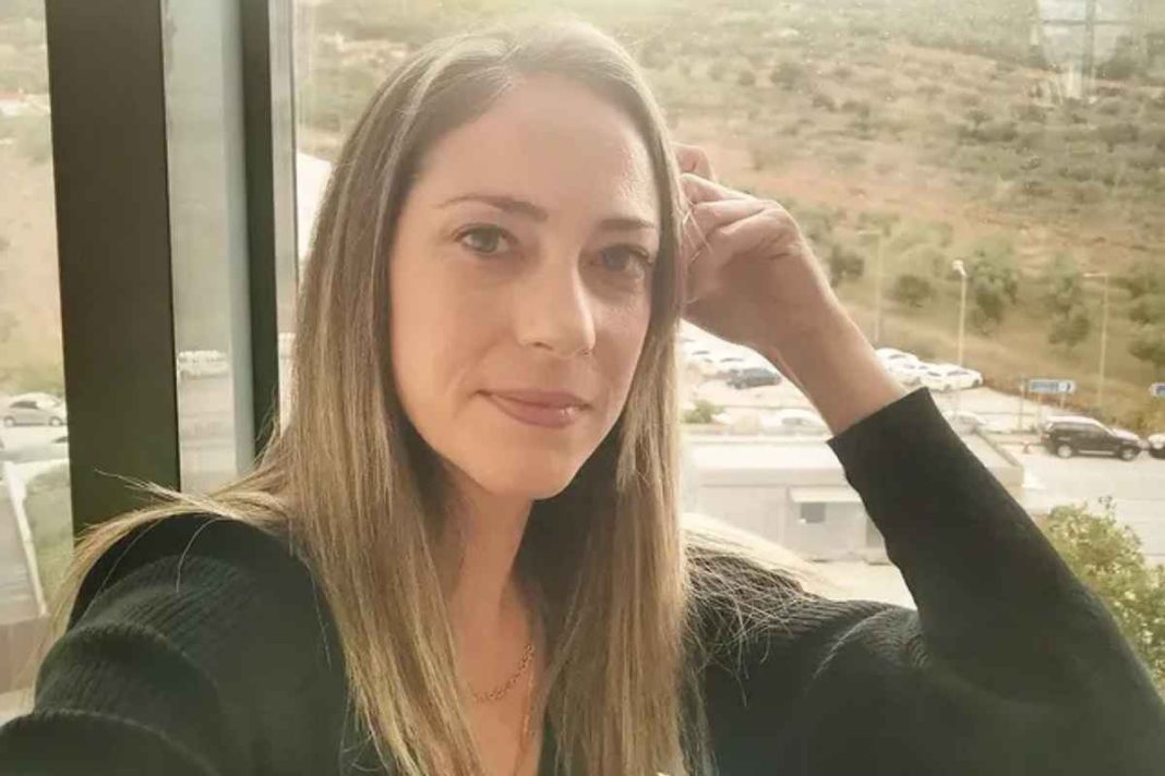 Αλεξάνδρα Ούστα: «Έχασα τέσσερις δικούς μου και έγινα ξινή, κακιά και αγενής»