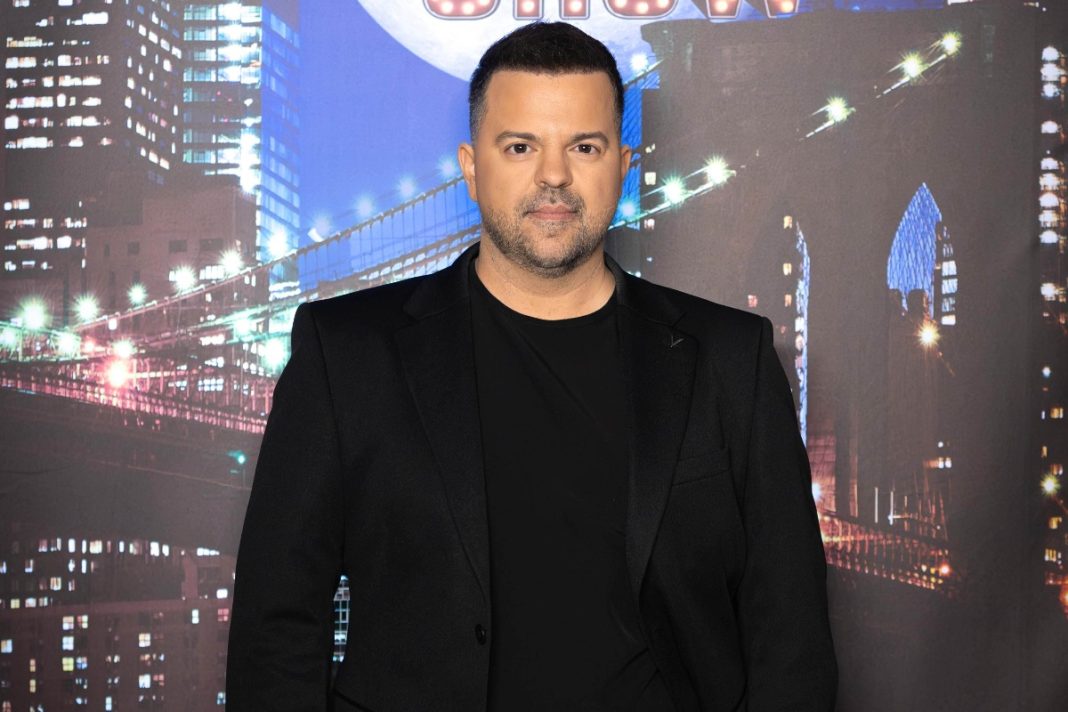 Νίκος Απέργης: Από “καλό παιδί” σε σκληρό επαγγελματία – Οι αποκαλύψεις για καριέρα και οικογένεια