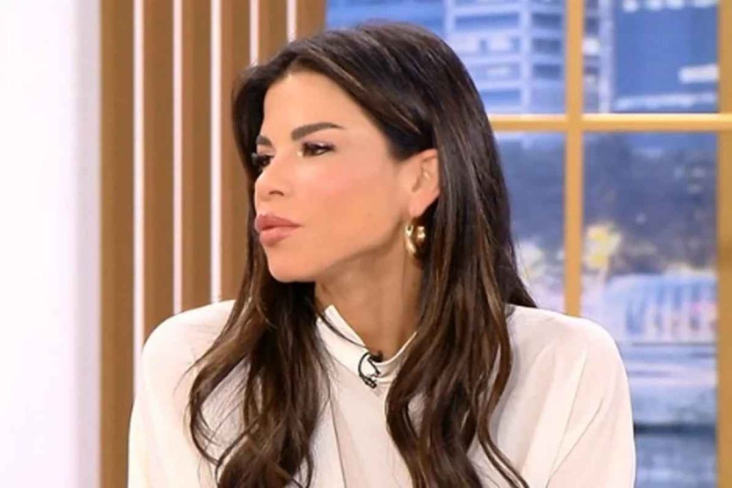 Δάφνη Καραβοκύρη: «Ως κόρη αλκοολικής μητέρας, ταυτίστηκα με την Αλεξάνδρα Ούστα»