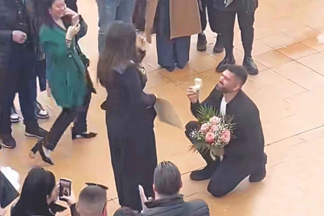 Πτυχίο με «yes I do»!