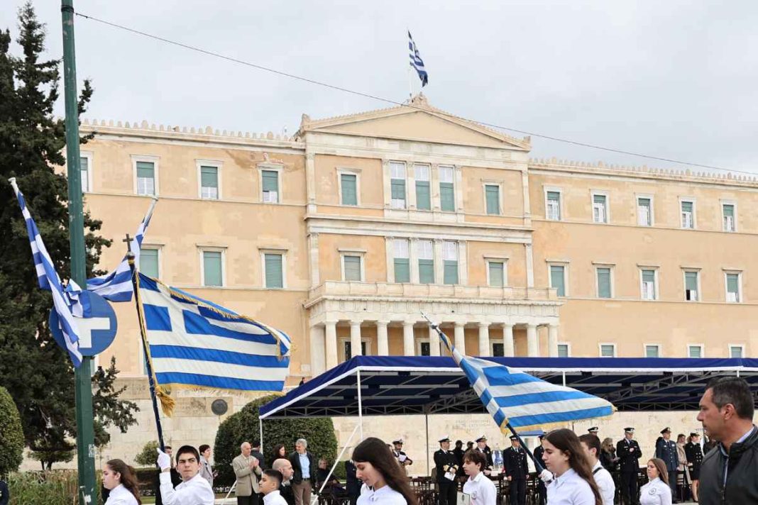 25η Μαρτίου: Παρελάσεις με άστατο καιρό, ποιες περιοχές θα επηρεαστούν