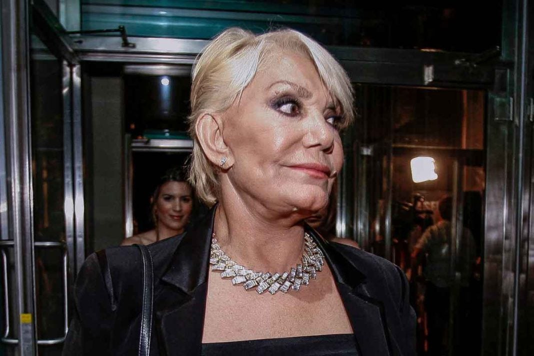 Μαρινέλλα: Οι άντρες που πέρασαν από τη ζωή της και το «αντράκι» που παρέμεινε η ίδια