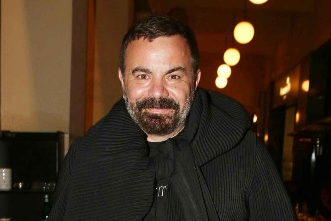 Βασίλης Καλλίδης: Η νέα του εικόνα μετά την απώλεια 13 κιλών