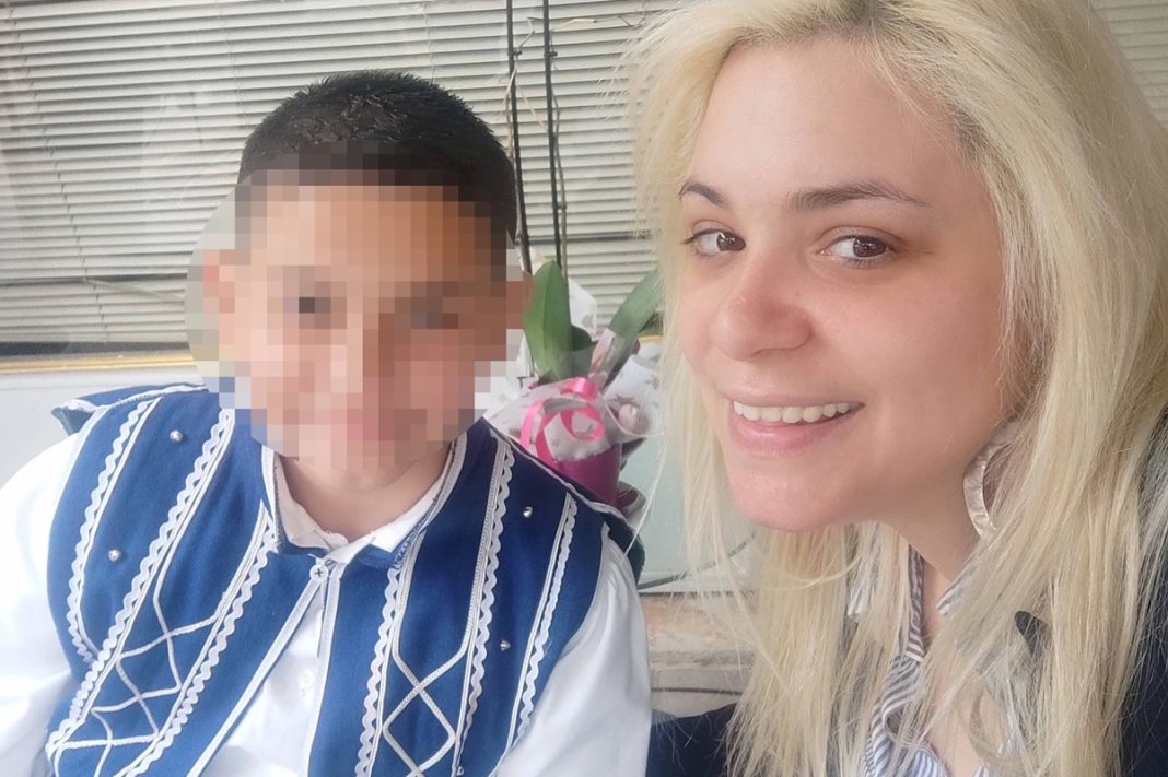Νεκρός 13χρονος από ατύχημα με πατίνι: «Ραγίζει καρδιές» η μητέρα μου – «Σε γέννησα για να μου φύγεις στα 13;»