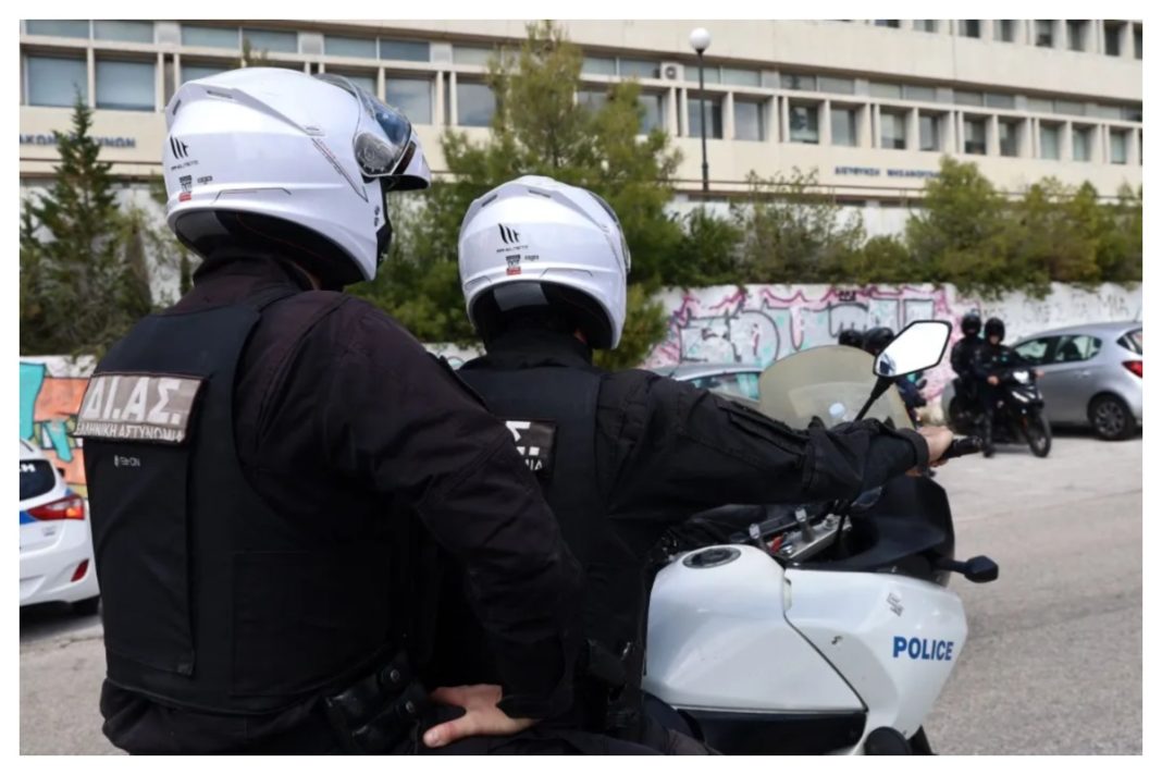 Ήχοι πυροβολισμών στις φοιτητικές εστίες του Ζωγράφου