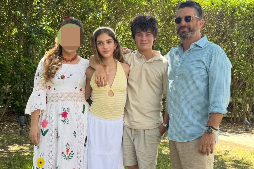 Πρωταγωνίστρια μας «συστήνει» την οικογένειά της και εύχεται Καλό Πάσχα
