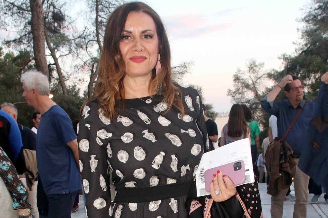 Η Άννα Δρούζα εξομολογείται: «Έφυγα από την τηλεόραση για να μεγαλώσω την κόρη μου»