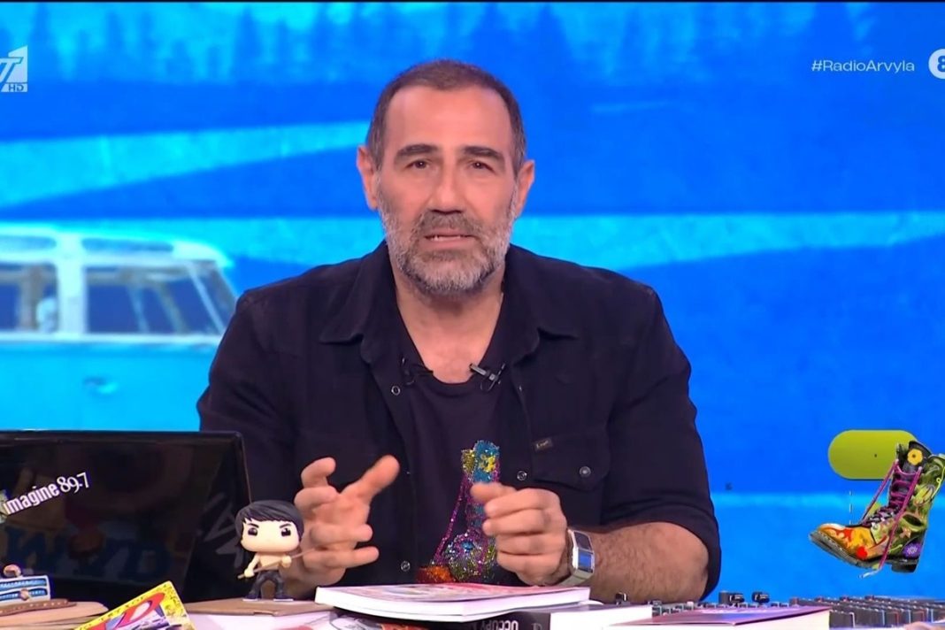 Αντώνης Κανάκης στο φινάλε των «Αρβύλα»: «Για ένα διάστημα δεν θα “μαυρίζουμε” τη ψυχή μας»