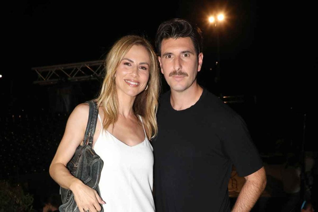 Η Ντορέττα Παπαδημητρίου «κάρφωσε» τον Γιώργο Γεροντιδάκη στο ΟΑΚΑ: «Νόμιζε ότι με είδε πρώτος!»