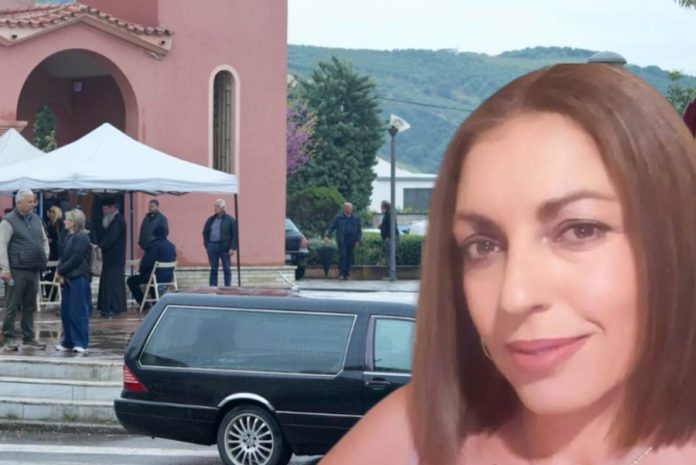 «Ράγισαν» καρδιές στην κηδεία της 42χρονης Ελευθερίας Γιακουμάκη