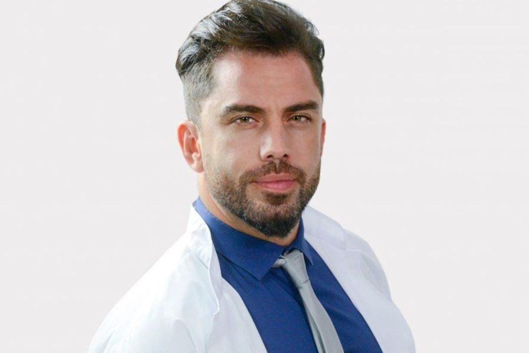 Ο Ιάκωβος Γκόγκουα στην Espresso: «Είμαι χριστιανός και δεν ενοχλώ κανέναν»