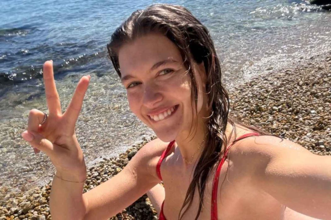 Κλέλια Ανδριολάτου: Η πρώτη βουτιά της χρονιάς στην Κέρκυρα