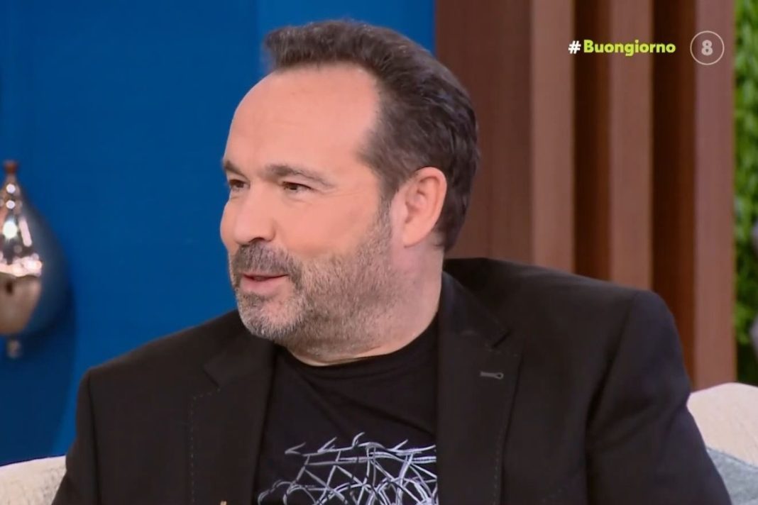 Κώστας Μακεδόνας: «Ποτέ δεν είχα μεγάλη ιδέα για τον εαυτό μου...»