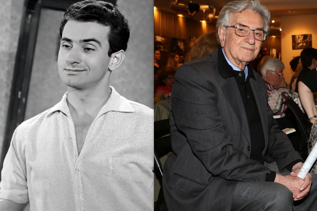 Πέθανε ο Στέφανος Ληναίος