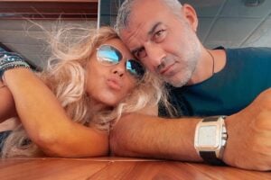 Η Γωγώ Μαστροκώστα έφυγε τρεις ημέρες πριν την 16η επέτειο γάμου της
