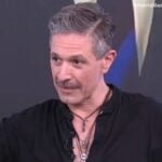Ο Αιμίλιος Χειλάκης συγκίνησε μιλώντας για την απώλεια της μητέρας του