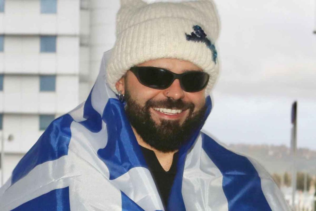 Eurovision 2026 - Akylas: Σήμερα η πρώτη πρόβα της ελληνικής συμμετοχής - Η φωτογραφία με την ομάδα του