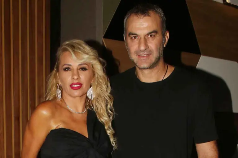 Γωγώ Μαστροκώστα: «Ράγισαν» καρδιές στο μνημόσυνό της στο Μεσολόγγι
