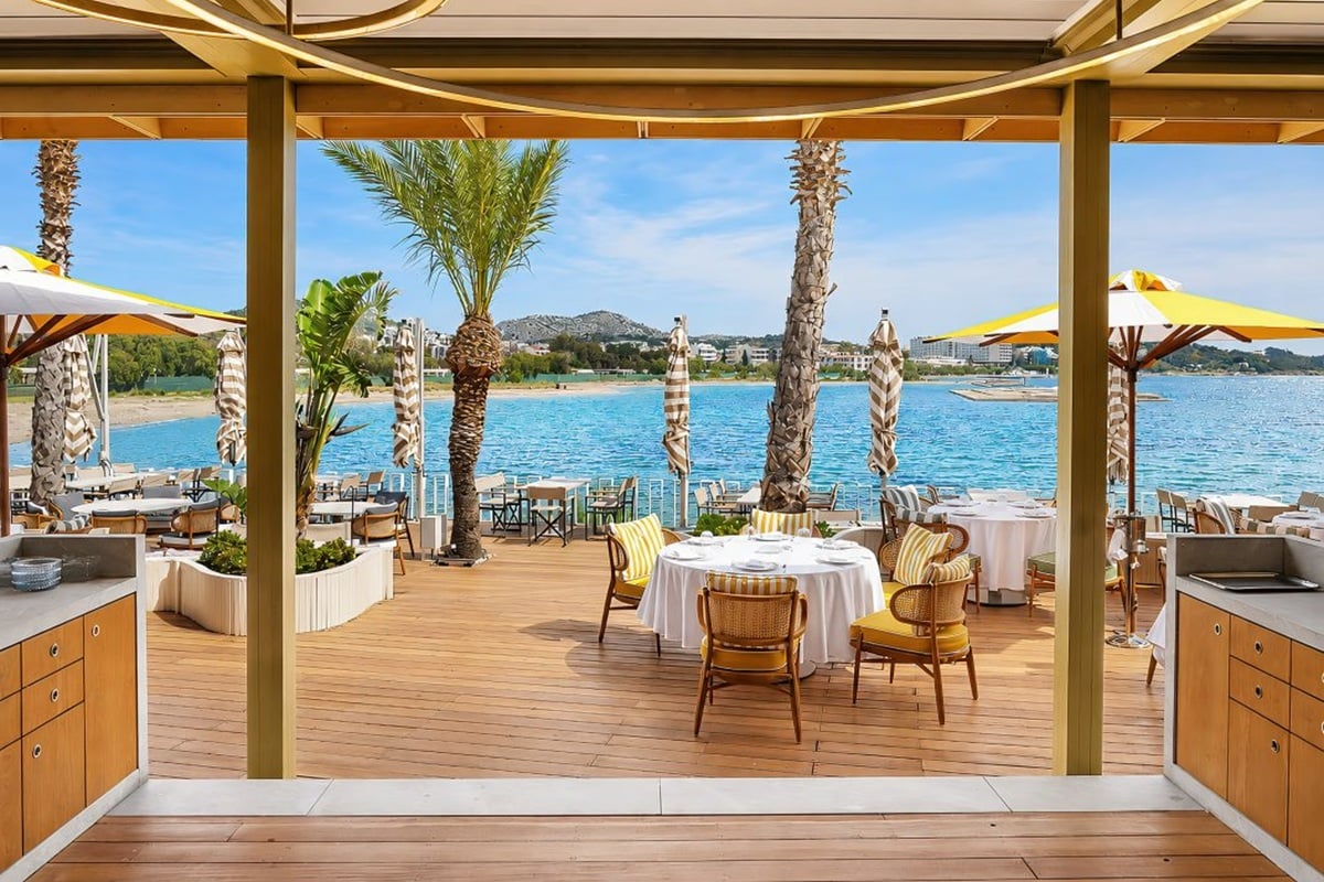 «Casa Fish Athens»: Το νέο στέκι της Βούλας που φέρνει τη θάλασσα στο πιάτο σας