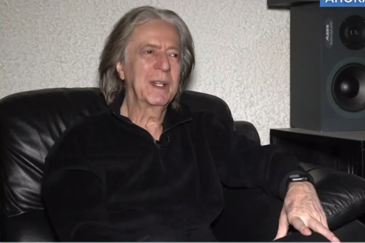 Κώστας Τουρνάς: «Σκέφτομαι να σταματήσω να τραγουδάω»