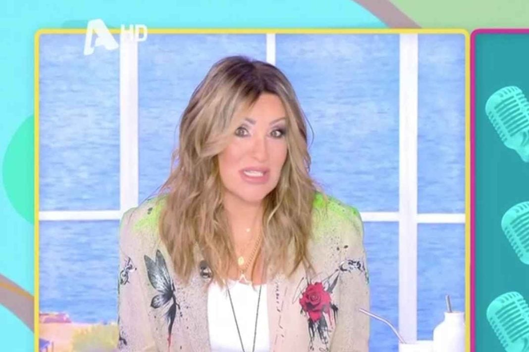 Ναταλία Γερμανού για Κώστα Τσουρό: «Τον ξέσκισαν» – Η αιχμηρή τοποθέτηση για το πρόωρο φινάλε στον ΣΚΑΪ