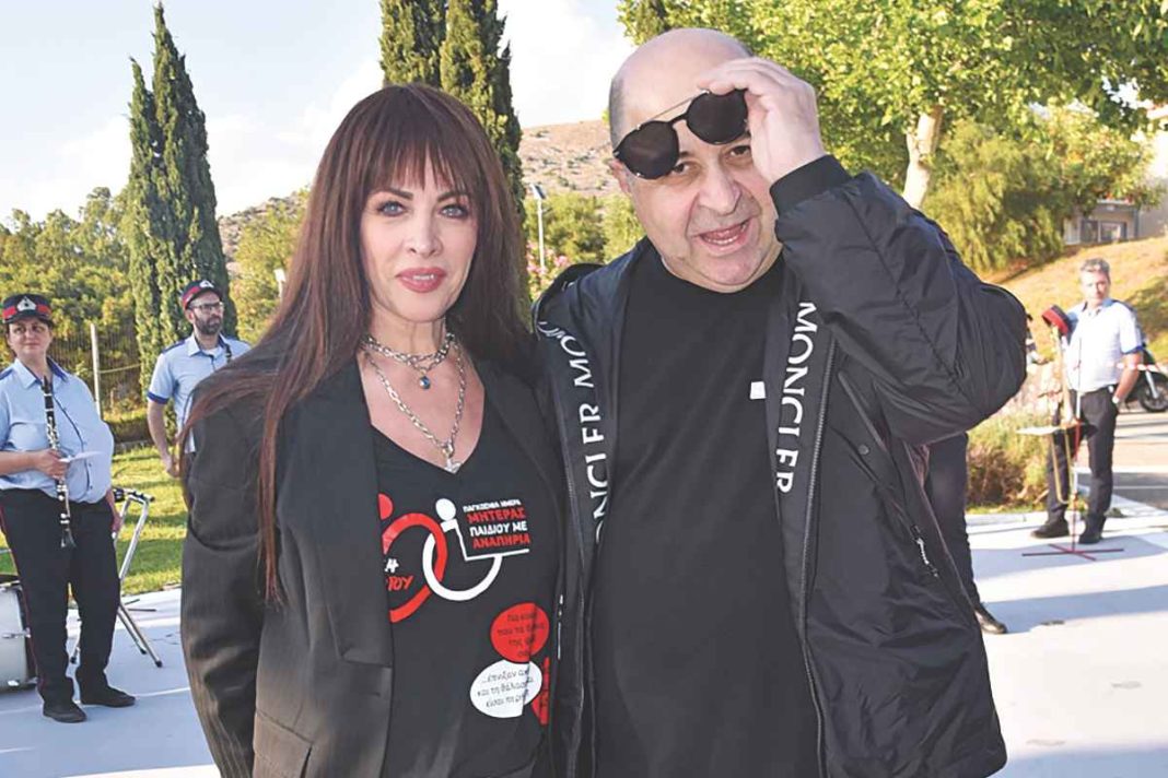 Υπόκλιση στις «ηρωίδες από επιλογή»