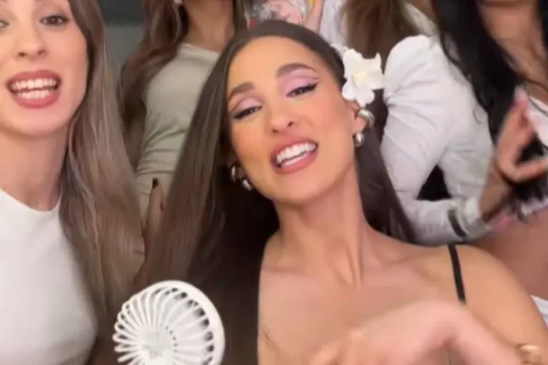 Ένα νερό, κυρά Evangelia