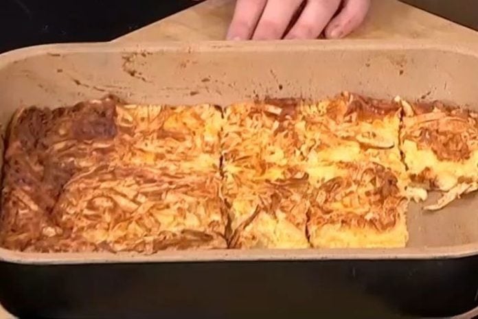 Γρήγορη τυρόπιτα με τέσσερα υλικά