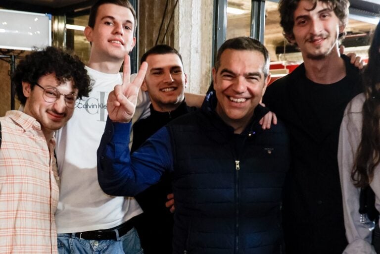Σαν TV… show οι ανακοινώσεις του Αλέξη