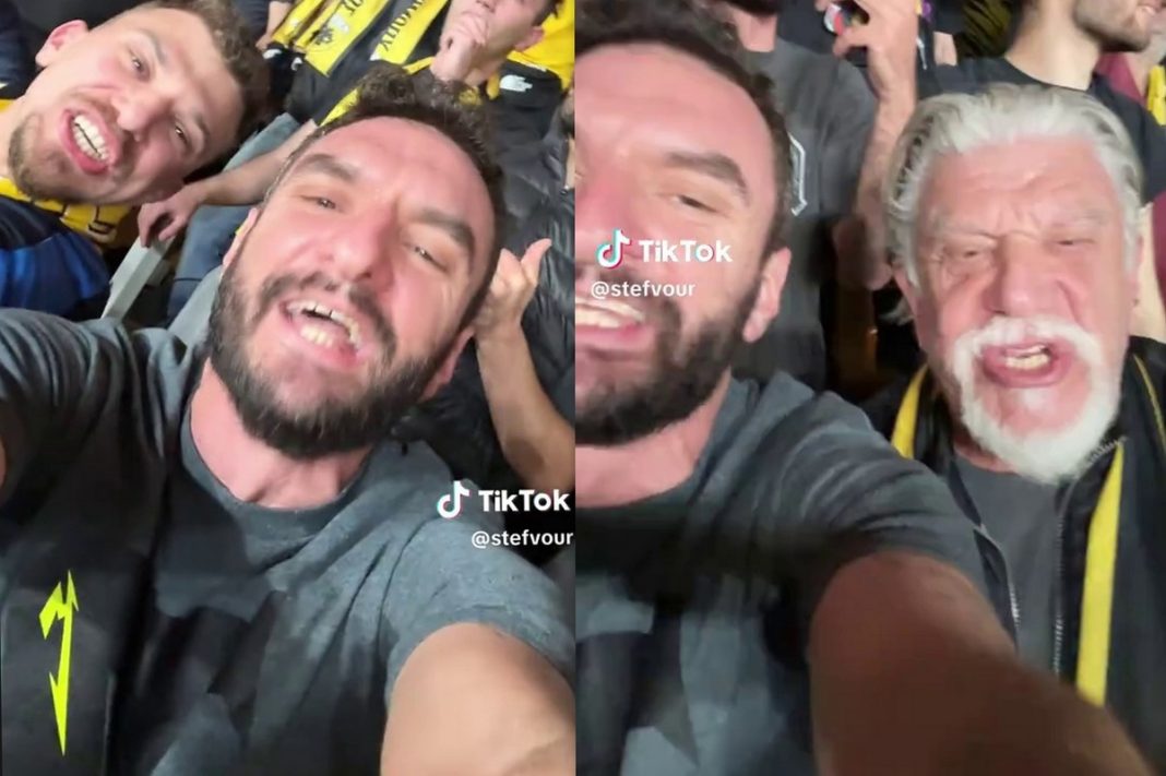 Ο Γιάννης Βούρος στο γήπεδο με τους γιους του