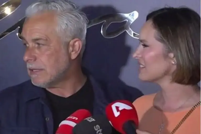 Χάρης Χριστόπουλος: «Μετά τα τρία παιδιά, η Ανίτα Μπραντ έχει δέσει τον γάϊδαρο της»