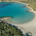 Σαρδηνία: Παραλία απαγορεύει τις ομπρέλες στους περισσότερους επισκέπτες