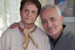 Σωκράτης Αλαφούζος: Η μανούλα μου έφυγε τη μέρα που γύρισα...