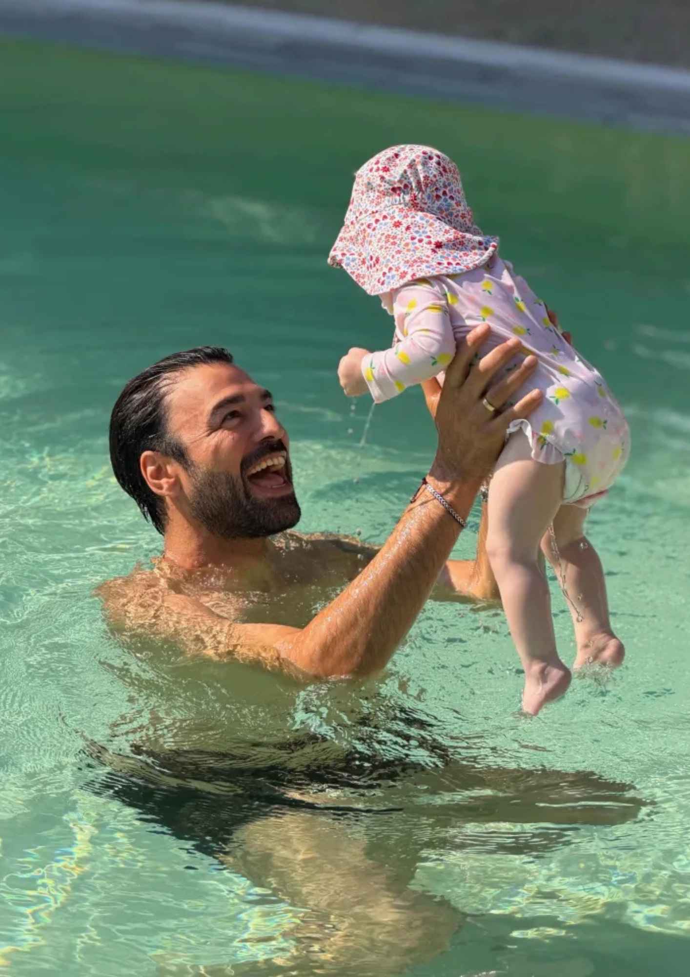 Ο Ανδρέας Γεωργίου μοιράστηκε μια προσωπική ανάρτηση για την πρώτη Γιορτή του Πατέρα ως μπαμπάς.