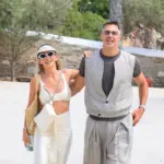Οικονομάκου - Τσερέλα: Έφτασαν οι πρώτοι καλεσμένοι στην Πάρο
